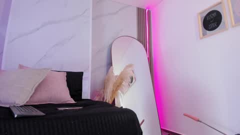 Chlooe online show from March 2025 09:48:02 PM