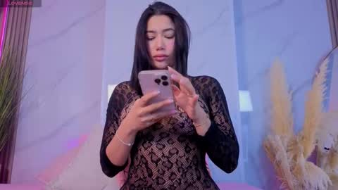 Chlooe online show from October 2025 01:17:02 AM