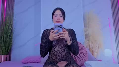 Snapshot of chlooee_ chatting on April 2026 02:09:01 AM Chlooe online show from April 2026 02:09:01 AM