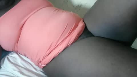 Paula online show from October 2025 03:40:02 AM