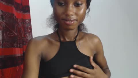 choco_petitqueen online show from December 2024 09:28:01 AM