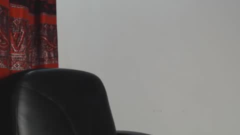 choco_petitqueen online show from December 2024 05:52:01 PM