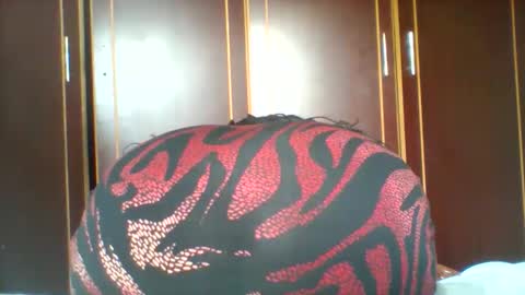 Snapshot of chocobabe002 chatting on April 2026 12:29:02 PM chocobabe002 online show from April 2026 12:29:02 PM
