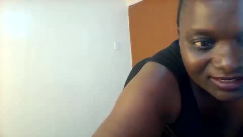 Snapshot of chocobabe002 chatting on April 2026 12:00:01 PM chocobabe002 online show from April 2026 12:00:01 PM