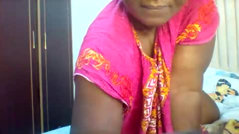 Snapshot of chocobabe002 chatting on May 2026 04:40:02 AM chocobabe002 online show from May 2026 04:40:02 AM