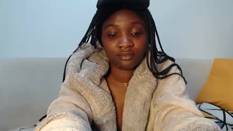 Snapshot of chocolate_desiree chatting on May 2026 10:44:02 PM Lofti online show from May 2026 10:44:02 PM