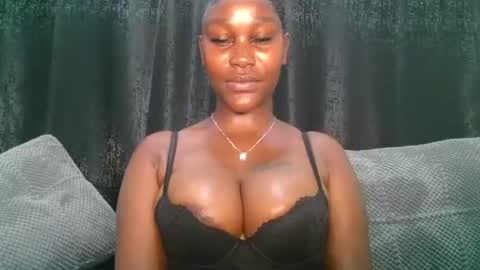 Snapshot of chocolate_divaa chatting on May 2026 06:10:02 AM chocolate_divaa online show from May 2026 06:10:02 AM