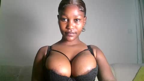 Snapshot of chocolate_divaa chatting on July 2026 12:48:02 PM chocolate_divaa online show from July 2026 12:48:02 PM