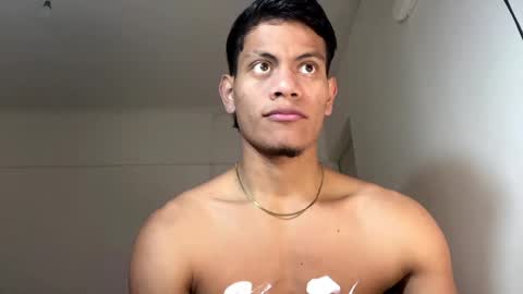 Snapshot of chocolate_sex436778 chatting on May 2026 08:21:02 PM thiango online show from May 2026 08:21:02 PM