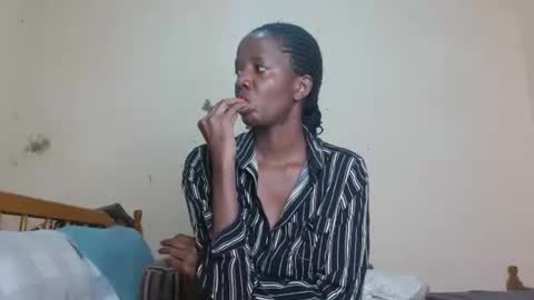 Snapshot of chocolatebony_ chatting on June 2026 04:55:01 PM chocolatebony_ online show from June 2026 04:55:01 PM