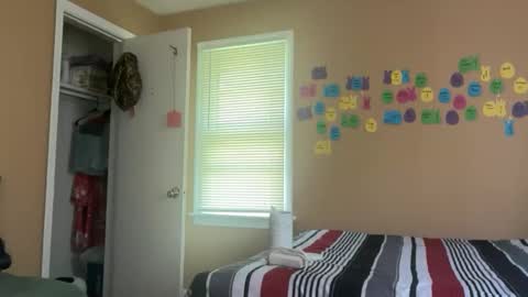 Snapshot of chocolatebunnyxx69 chatting on May 2026 05:29:02 PM Melina online show from May 2026 05:29:02 PM