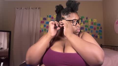 Snapshot of chocolatebunnyxx69 chatting on June 2026 02:36:02 AM Melina online show from June 2026 02:36:02 AM