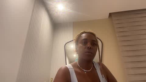 Snapshot of chocolatecakequeen chatting on December 2024 06:37:01 AM ChocolateCakeQueen online show from December 2024 06:37:01 AM