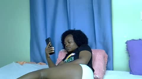 Snapshot of chocolateebonyxo chatting on June 2026 12:48:02 AM Chocolate Ebony online show from June 2026 12:48:02 AM