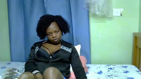 Snapshot of chocolateebonyxo chatting on July 2026 02:05:17 AM Chocolate Ebony online show from July 2026 02:05:17 AM