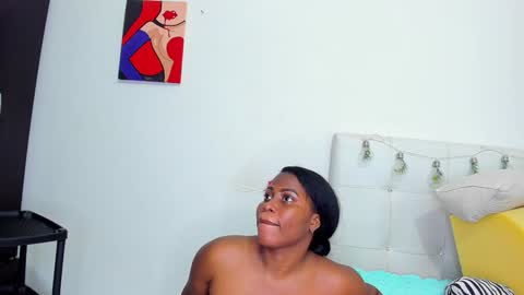 Snapshot of chocoo_dessert chatting on January 2025 07:47:02 AM online show from January 2025 07:47:02 AM