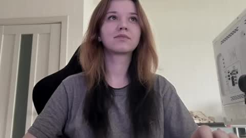 Lissa online show from May 2026 04:42:01 AM