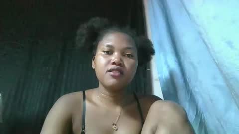 Snapshot of chololatblonde chatting on February 2026 11:25:02 AM chololatblonde online show from February 2026 11:25:02 AM