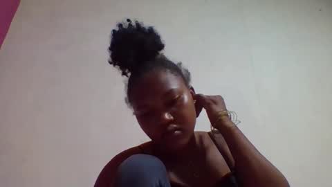 Snapshot of chololatblonde chatting on February 2026 04:16:01 PM chololatblonde online show from February 2026 04:16:01 PM