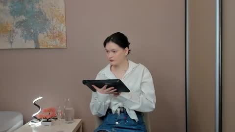 Cassandra online show from March 2026 04:26:01 AM