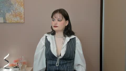 Cassandra online show from April 2026 04:10:02 AM