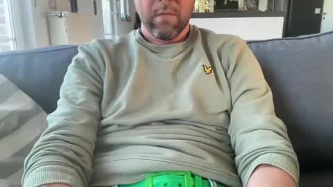 chris13abcd online show from March 2026 08:32:02 AM