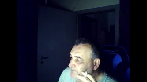Chris online show from August 2026 01:48:02 AM