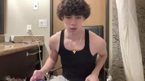 chris_baker1 online show from March 2026 04:50:01 AM