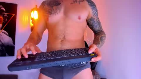 Snapshot of chris_milleer chatting on July 2026 04:52:02 AM chris_milleer online show from July 2026 04:52:02 AM