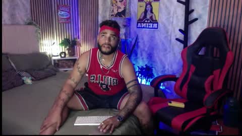 chris_stone444 online show from March 2026 01:01:02 AM