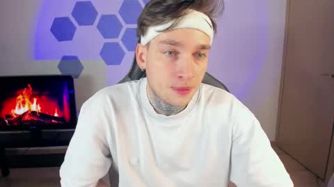 Chris Tyson online show from January 2025 08:32:01 PM