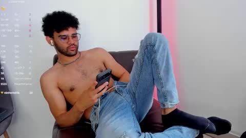 Im Chirs IM MODEL INDEPENDT online show from January 2026 06:13:02 PM