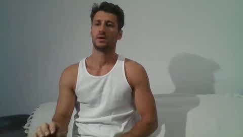 Snapshot of chrisaron chatting on October 2025 03:26:02 AM chrisaron online show from October 2025 03:26:02 AM