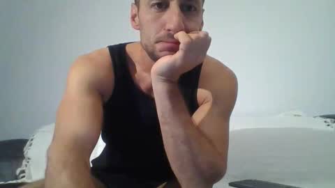 Snapshot of chrisaron chatting on October 2025 03:17:02 AM chrisaron online show from October 2025 03:17:02 AM