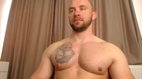 Snapshot of chrisbigbiceps chatting on April 2026 06:17:01 AM chrisbigbiceps online show from April 2026 06:17:01 AM