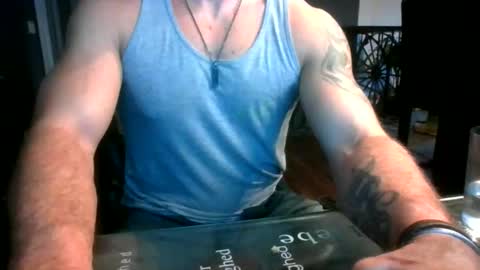 Snapshot of chrisfroom chatting on November 2025 10:19:02 PM chrisfroom online show from November 2025 10:19:02 PM