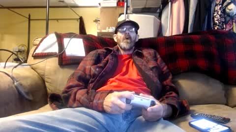 chrisintn online show from October 2025 03:09:01 PM