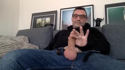 chrispanam13 online show from February 2026 01:51:01 PM