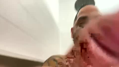 chrisr4203 online show from March 2025 12:57:02 PM