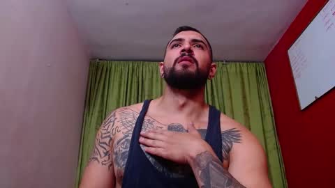 Snapshot of chriss_james chatting on February 2025 01:47:02 AM chriss_james online show from February 2025 01:47:02 AM