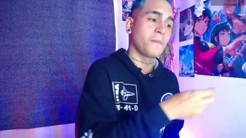 Snapshot of chriss_wg_ chatting on December 2024 09:35:01 PM Christian Wang online show from December 2024 09:35:01 PM