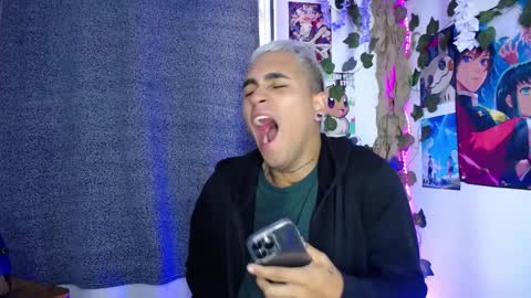 Snapshot of chriss_wg_ chatting on December 2024 11:43:02 AM Christian Wang online show from December 2024 11:43:02 AM