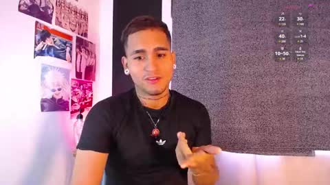 Snapshot of chriss_wg_ chatting on February 2025 02:44:02 PM Christian Wang online show from February 2025 02:44:02 PM