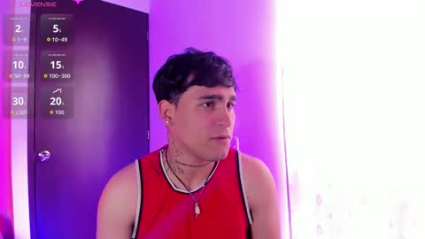 Christian Wang online show from February 2026 06:39:01 PM