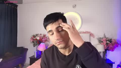 Snapshot of chriss_wg_ chatting on July 2026 10:37:01 PM Christian Wang online show from July 2026 10:37:01 PM