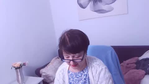 Christa online show from January 2025 05:05:01 AM