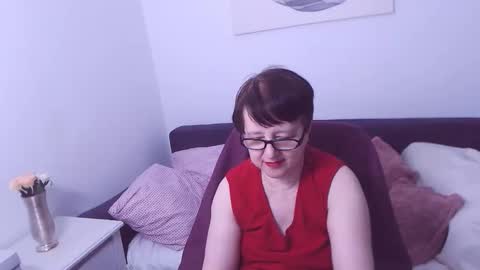 Christa online show from September 2025 11:28:02 PM