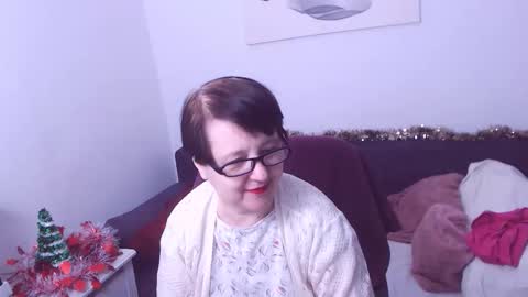 Christa online show from December 2025 02:29:01 AM