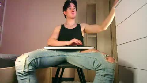 Snapshot of christianlevine_ chatting on July 2026 05:39:02 PM UPVOTE ME ------ ILL DO SOMETHING FOR FREE online show from July 2026 05:39:02 PM