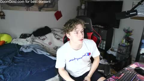 Snapshot of christianslong chatting on March 2026 10:02:02 PM christianslong online show from March 2026 10:02:02 PM